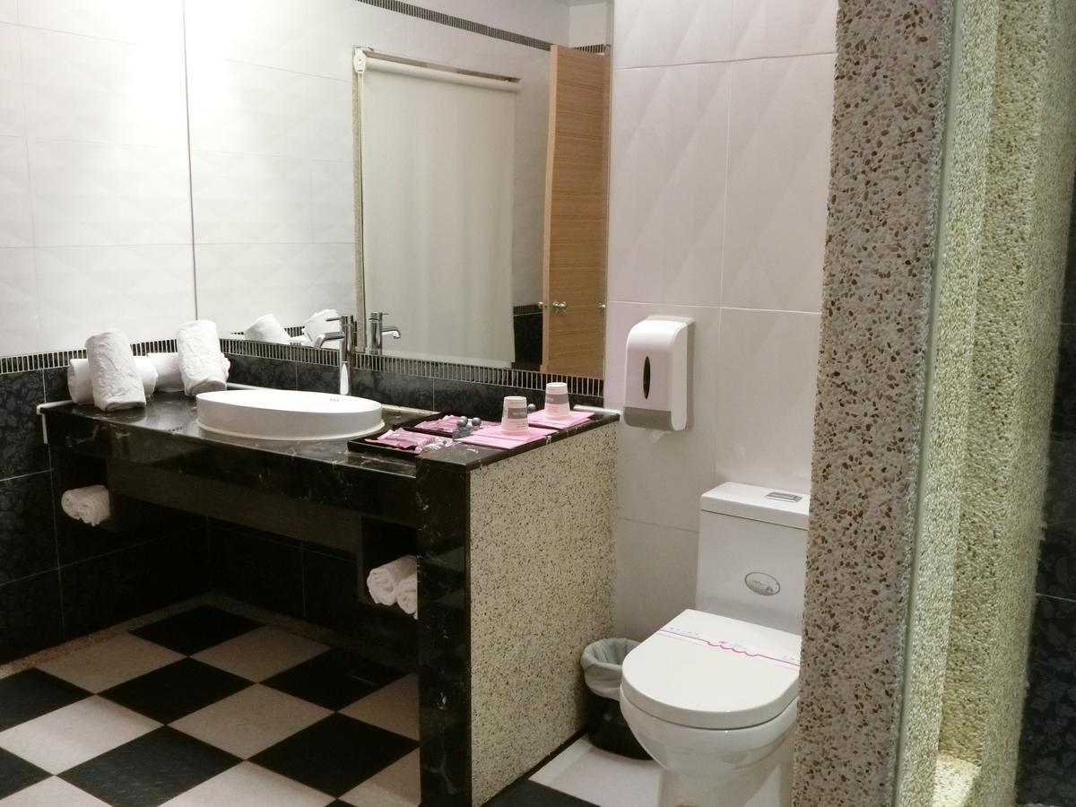 Mambo Impression Motel Chaozhou Экстерьер фото