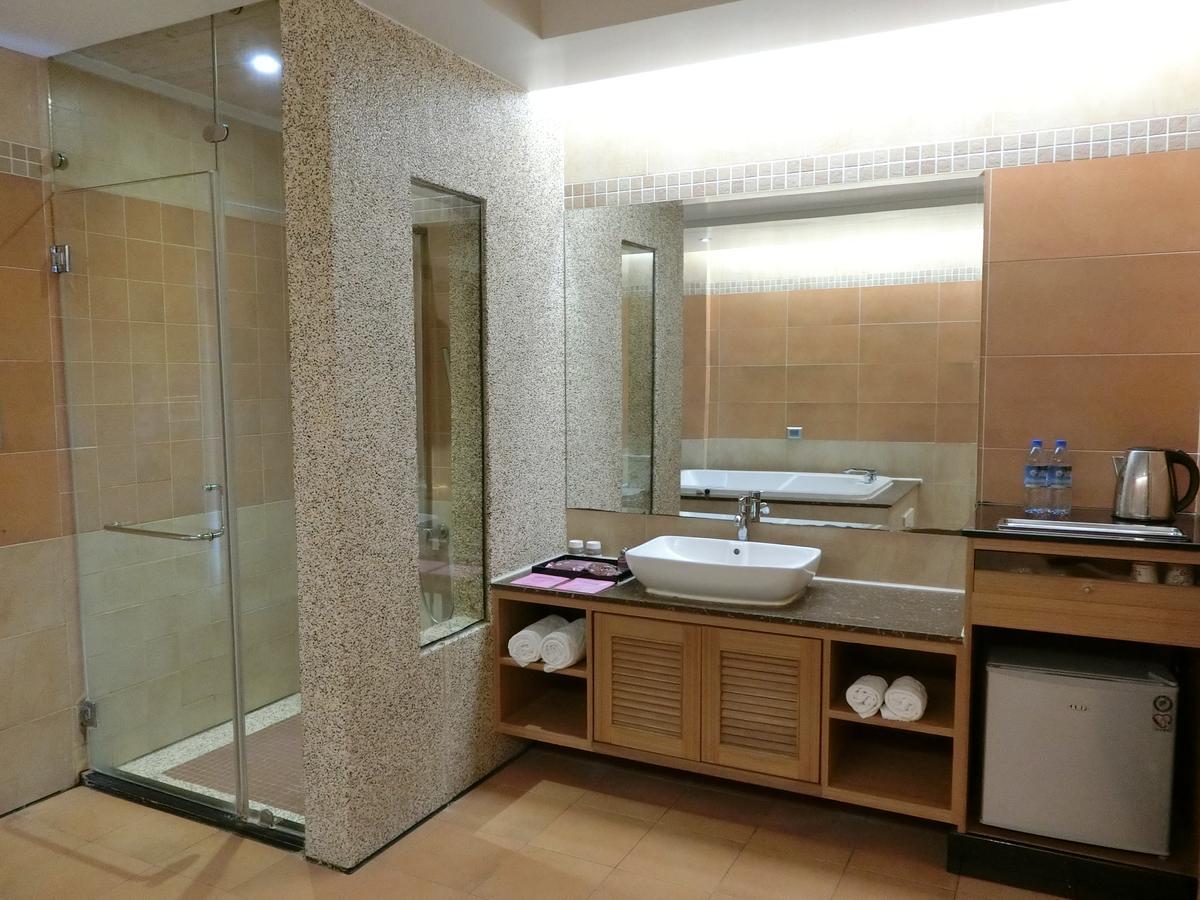 Mambo Impression Motel Chaozhou Экстерьер фото